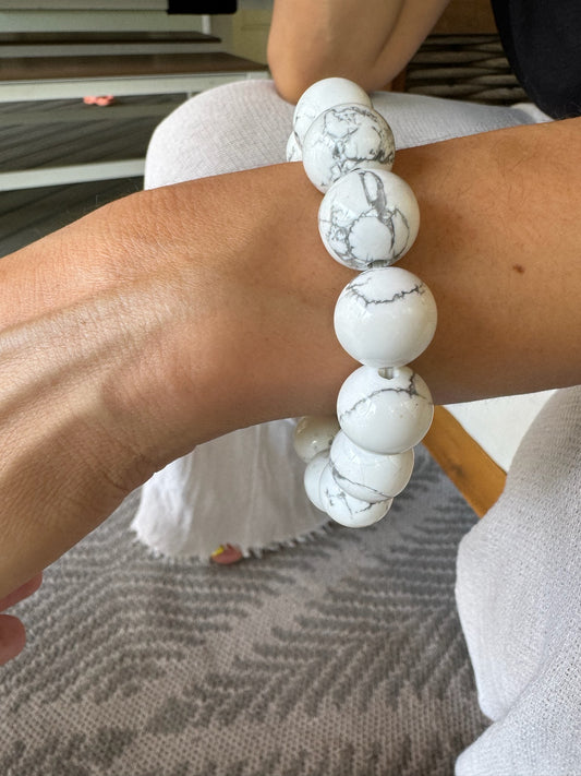 White Howlite Stretch Bracelet